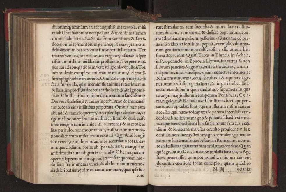 Garsias Menesius Eborensis praesul quum Lusitaniae regis inclyti legatus & regiae classis aduersus Turcas Hydrunte[m] in Apulia presidio tenentes praefectus ad vrbem accederet, in te[m]plo diui Pauli publice exceptus apud Xistu[m] iiij Ponti. Max. & apud sacrum Cardinalium senatum, huiuscemodi orationem habuit 8