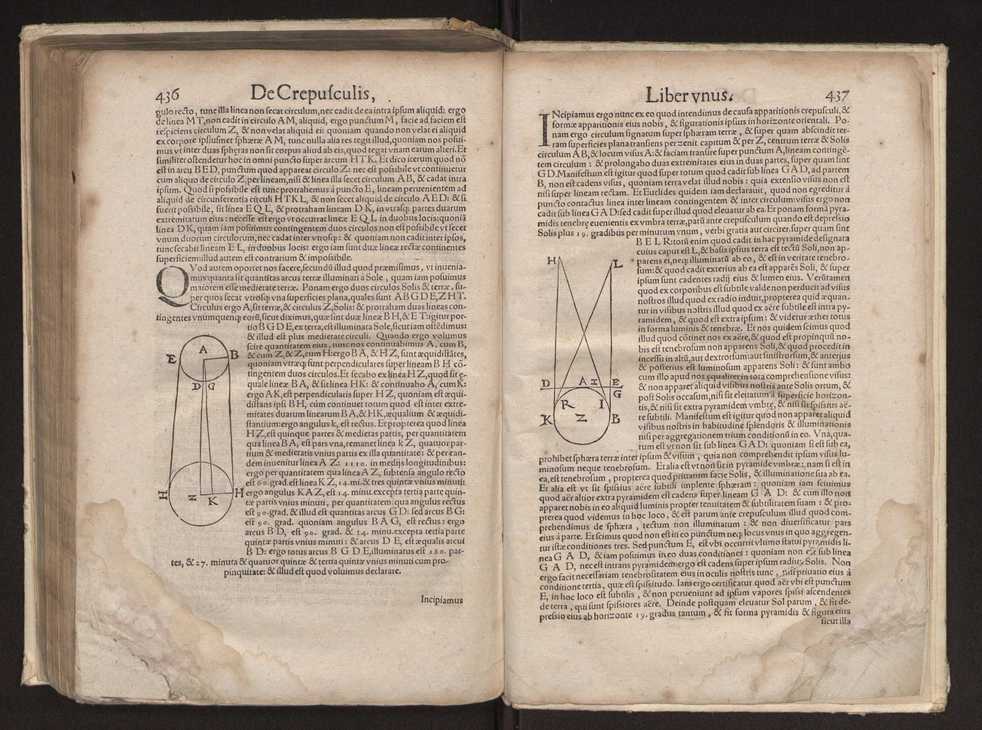 Petri Nonii Salaciensis opera: quae complectuntur primum, duos libros, in quorum priore tractantur pulcherrima problemata: in altero traduntur ex mathematicis disciplinis regul & instrumenta artis navigandi, quibus varia rerum astronomicarum book.html fico.html listagens wwwbook1~ circa coelestium corporum motus explorare possumus. Deinde, annotationes in Aristotelis problema mechanicum de motu navigii ex remis: item in Georgii Pvrbachii planetarum theoricas annotationes, quibus multa hactenus perperam intellecta, ab allisq[ue] praeterita exponuntur. Eiusdem, de erratis Orontii Finoei liber unus. Postremo, de crepusculis lib. I. cum libello allacen de causis crepusculorum. Quae quemadmodum mole exigua videntur, ita virtute ingentia, lector candide, intelliges 226