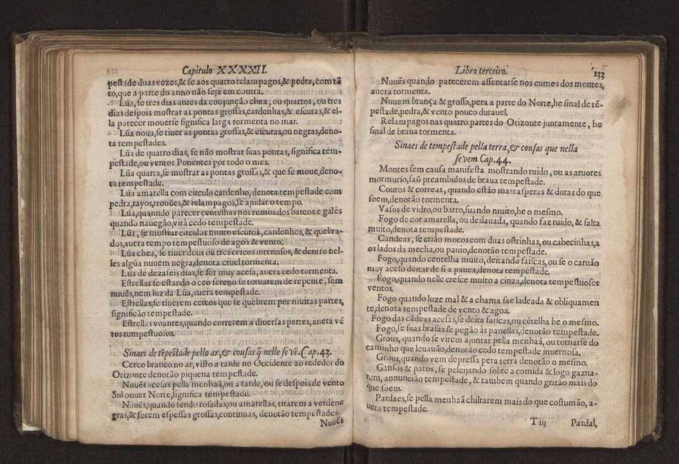 Chronographia reportorio dos tempos, no qual se contem VI. partes, s. dos tempos, esphera, cosmographia, & arte da navegao, astrologia rustica, & dos tempos, & pronosticao dos eclipses, cometas, & samenteiras. O calendario romano, c os eclypses ate 630. E no fim o uso, & fabrica da balhestilha, & quadrante gyometrico, com hum tratado dos relogios 149