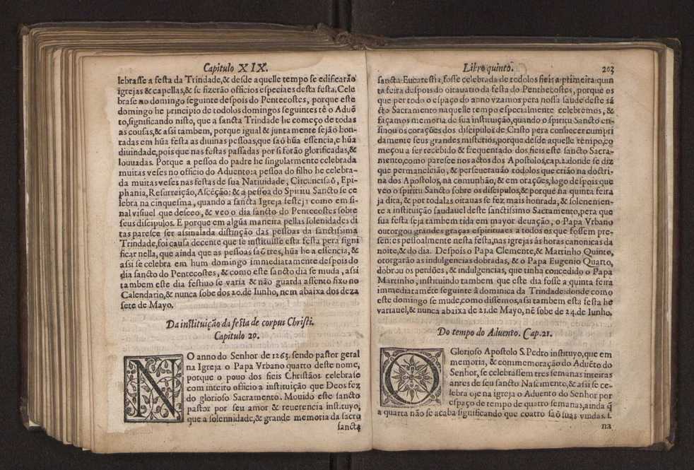 Chronographia reportorio dos tempos, no qual se contem VI. partes, s. dos tempos, esphera, cosmographia, & arte da navega��o, astrologia rustica, & dos tempos, & pronostica��o dos eclipses, cometas, & samenteiras. O calendario romano, c� os eclypses ate 630. E no fim o uso, & fabrica da balhestilha, & quadrante gyometrico, com hum tratado dos relogios 217