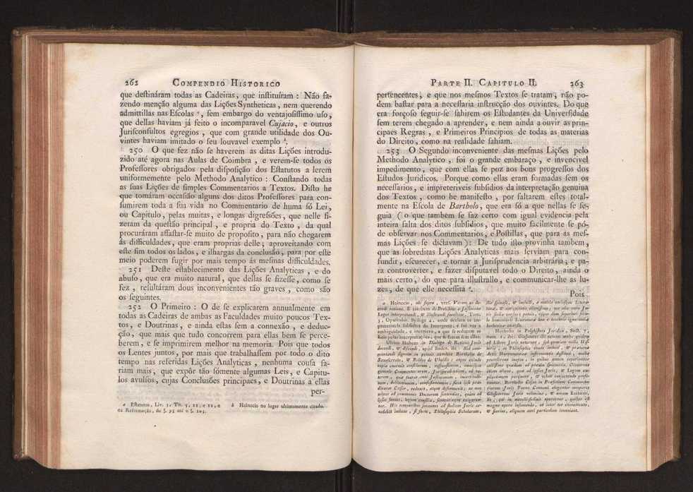 Compendio historico do estado da Universidade de Coimbra no tempo da invaso dos denominados jesuitas e dos estragos feitos nas sciencias e nos professores, e directores que a regiam pelas maquinaes, e publicaes dos novos estatutos por elles fabricados 143