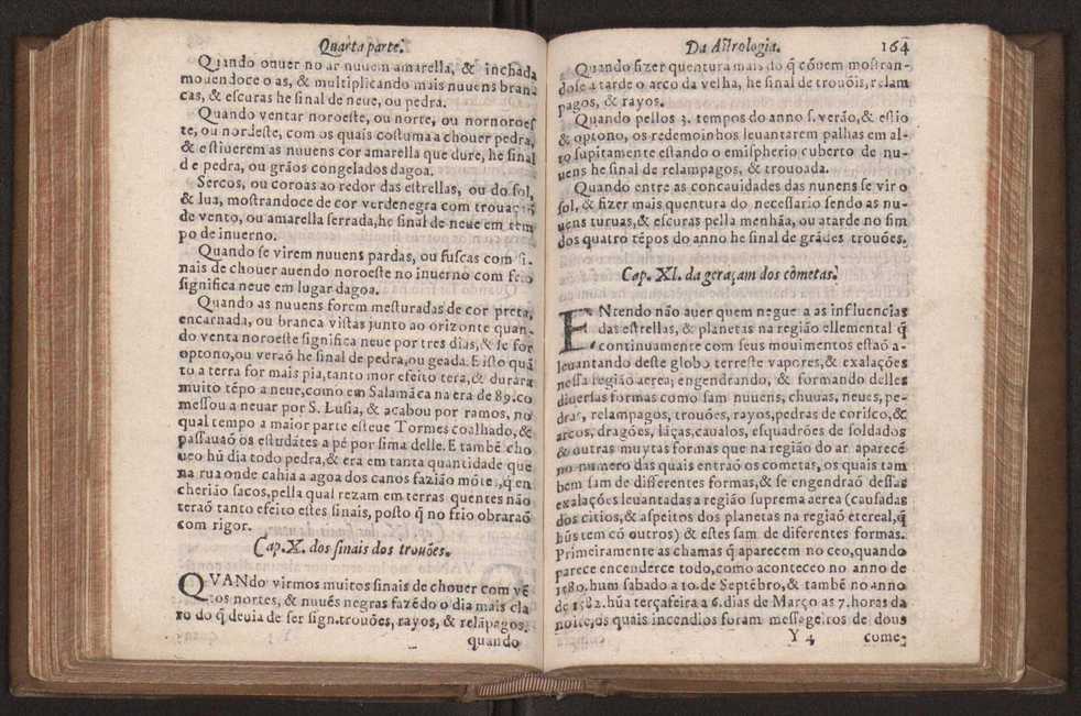Chronographia reportorio dos tempos, no qual se contem VI. partes, s. dos tempos, esphera, cosmographia, & arte da navegao, astrologia rustica, & dos tempos, & pronosticao dos eclipses, cometas, & samenteiras. O calendario romano, c os eclypses ate 630. E no fim o uso, & fabrica da balhestilha, & quadrante gyometrico, com hum tratado dos relogios 176