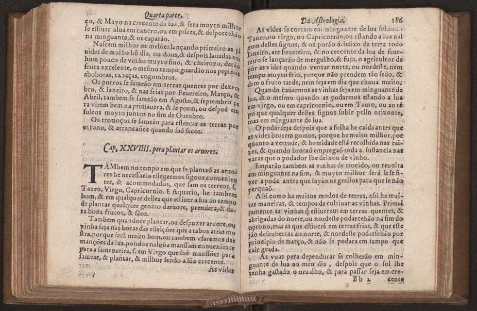 Chronographia reportorio dos tempos, no qual se contem VI. partes, s. dos tempos, esphera, cosmographia, & arte da navegao, astrologia rustica, & dos tempos, & pronosticao dos eclipses, cometas, & samenteiras. O calendario romano, c os eclypses ate 630. E no fim o uso, & fabrica da balhestilha, & quadrante gyometrico, com hum tratado dos relogios 198