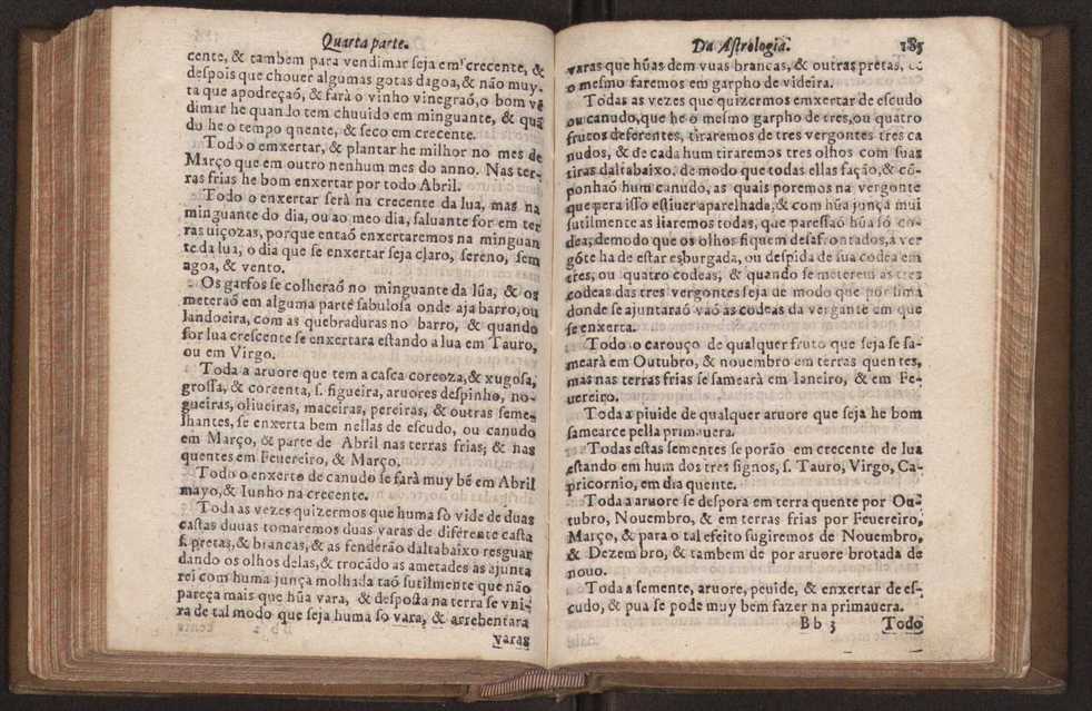 Chronographia reportorio dos tempos, no qual se contem VI. partes, s. dos tempos, esphera, cosmographia, & arte da navegao, astrologia rustica, & dos tempos, & pronosticao dos eclipses, cometas, & samenteiras. O calendario romano, c os eclypses ate 630. E no fim o uso, & fabrica da balhestilha, & quadrante gyometrico, com hum tratado dos relogios 199