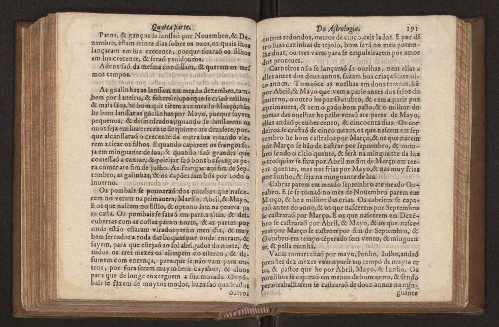 Chronographia reportorio dos tempos, no qual se contem VI. partes, s. dos tempos, esphera, cosmographia, & arte da navegao, astrologia rustica, & dos tempos, & pronosticao dos eclipses, cometas, & samenteiras. O calendario romano, c os eclypses ate 630. E no fim o uso, & fabrica da balhestilha, & quadrante gyometrico, com hum tratado dos relogios 203