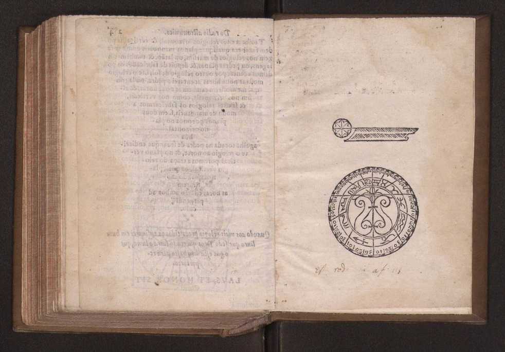 Chronographia reportorio dos tempos, no qual se contem VI. partes, s. dos tempos, esphera, cosmographia, & arte da navegao, astrologia rustica, & dos tempos, & pronosticao dos eclipses, cometas, & samenteiras. O calendario romano, c os eclypses ate 630. E no fim o uso, & fabrica da balhestilha, & quadrante gyometrico, com hum tratado dos relogios 296