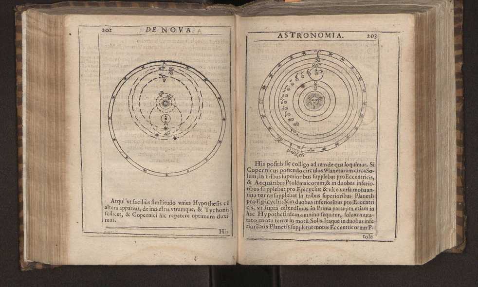 Collecta astronomica, ex doctrina. P. Christophori Borri, mediolanensis, ex Societate Iesu. De tribus caelis. Aereo, sydereo, empyreo. Iussu, et studio domini D. Gregorii de Castelbranco comitis Villae Nouae, ... 128
