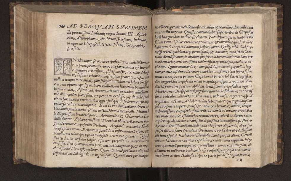 Petri Nonii Salacie[n]sis, De Crepusculis liber unus, nu[n]c rece[n]s & natus et editus. Item Allacen Arabis vetustissimi, de causis crepusculorum liber unus, a Gerardo Cremonensi iam olim latinitate donatus, nunc vero omniu[m] primum in lucem editus 2