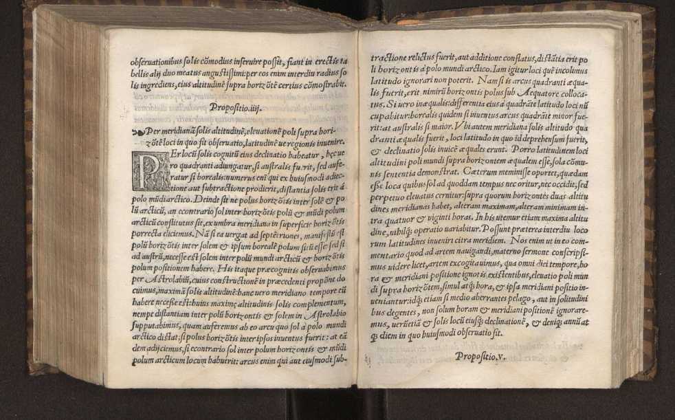 Petri Nonii Salacie[n]sis, De Crepusculis liber unus, nu[n]c rece[n]s & natus et editus. Item Allacen Arabis vetustissimi, de causis crepusculorum liber unus, a Gerardo Cremonensi iam olim latinitate donatus, nunc vero omniu[m] primum in lucem editus 20