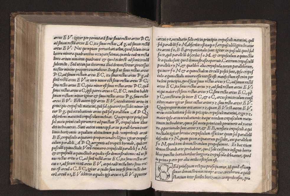 Petri Nonii Salacie[n]sis, De Crepusculis liber unus, nu[n]c rece[n]s & natus et editus. Item Allacen Arabis vetustissimi, de causis crepusculorum liber unus, a Gerardo Cremonensi iam olim latinitate donatus, nunc vero omniu[m] primum in lucem editus 48