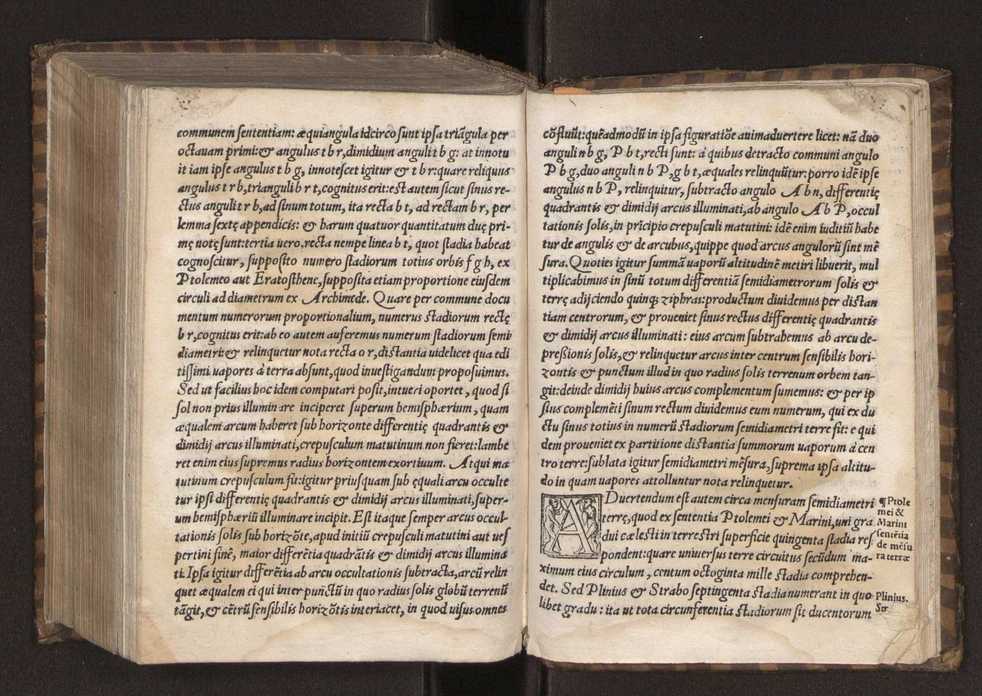 Petri Nonii Salacie[n]sis, De Crepusculis liber unus, nu[n]c rece[n]s & natus et editus. Item Allacen Arabis vetustissimi, de causis crepusculorum liber unus, a Gerardo Cremonensi iam olim latinitate donatus, nunc vero omniu[m] primum in lucem editus 59